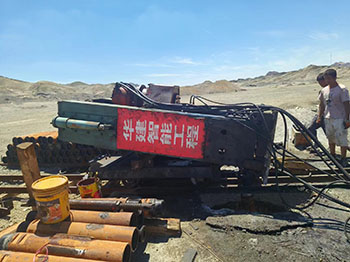  反井鉆機(jī)導(dǎo)孔測(cè)斜、糾偏